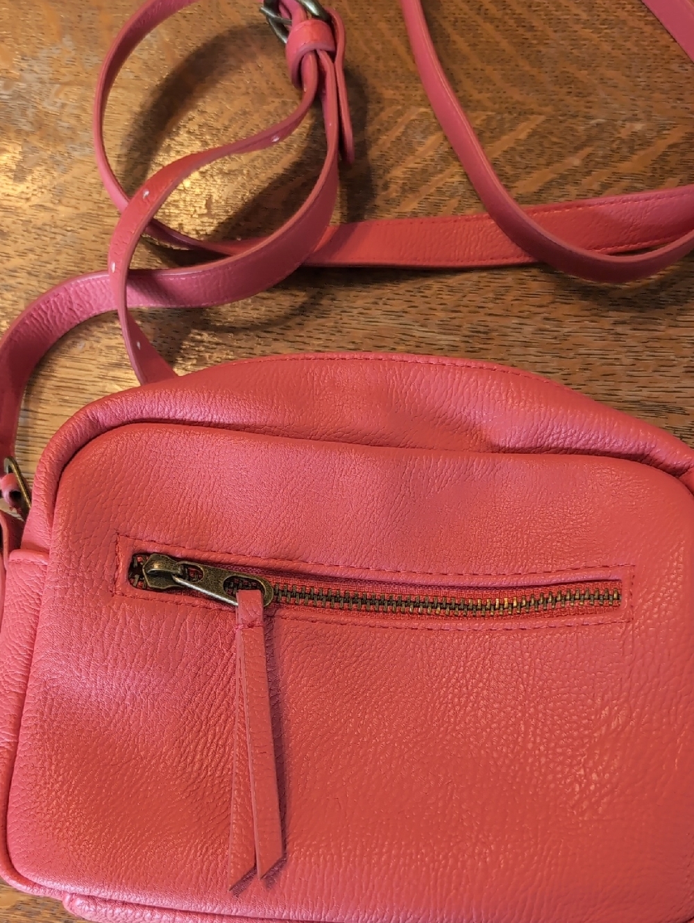 Universal Threads Coral Leather Crossbody Bag - Casual Everyday Purse